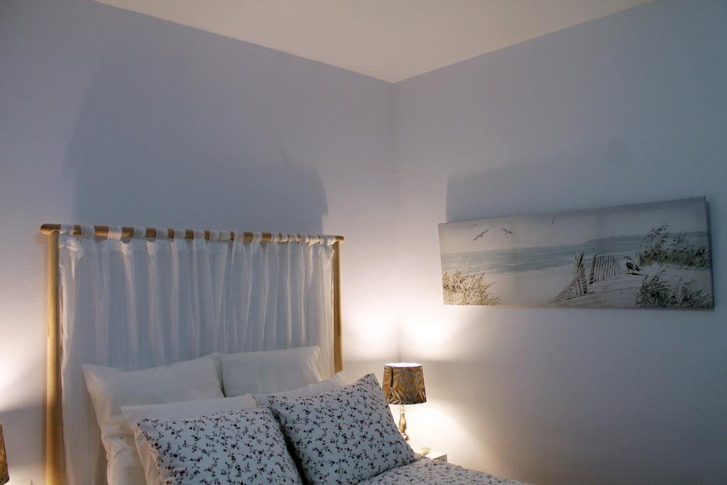 Hostal Montilla Sotogrande Torreguadiaro Extérieur photo